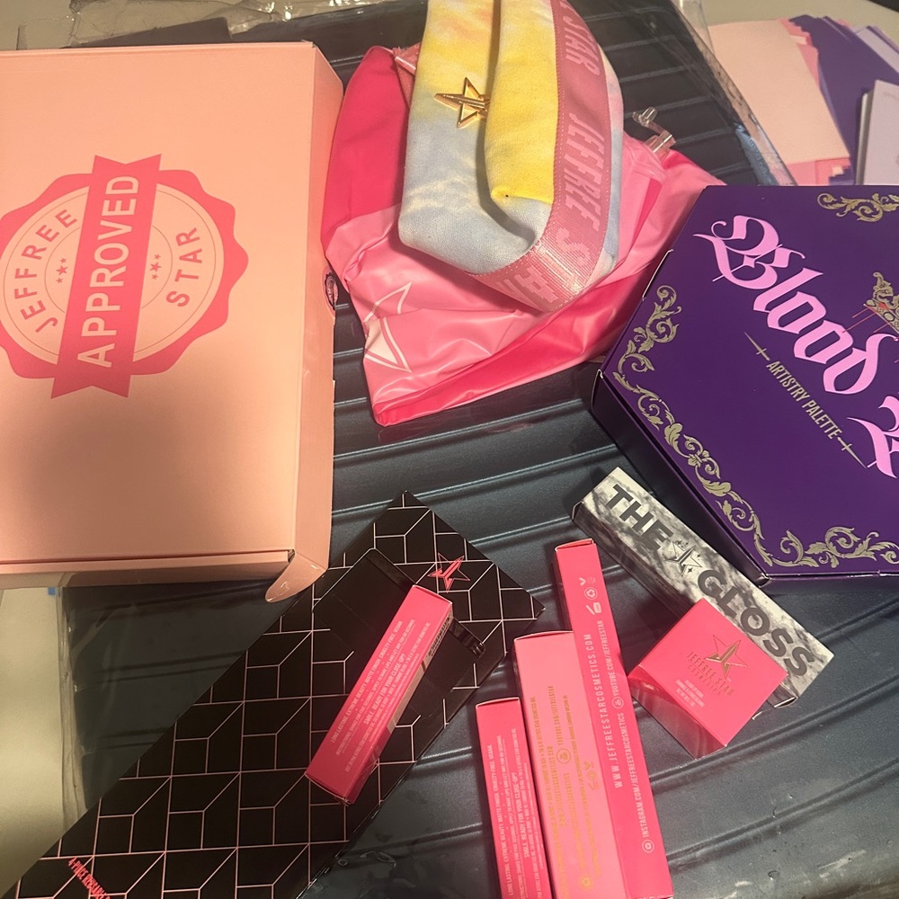 Jeffree Star Bundle Large